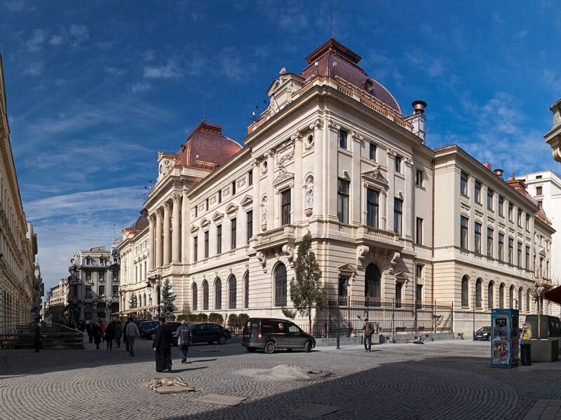 Corpul vechi al Băncii Naționale a României, pe strada Lipscani din București