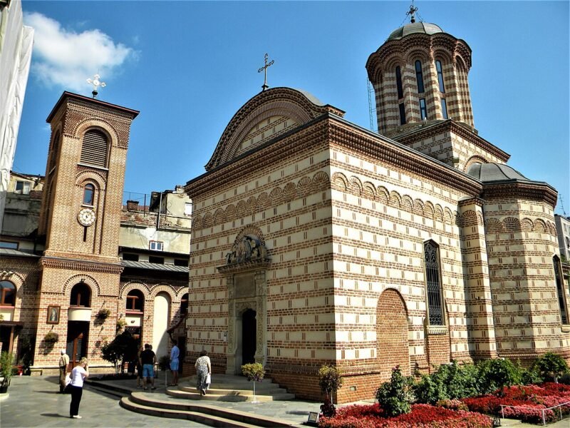 Biserica Buna Vestire de la Curtea Veche din București, văzută din exterior