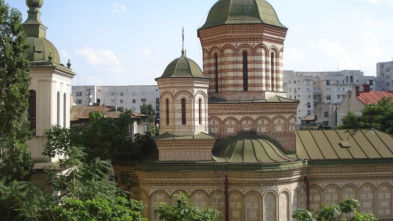 Biserica mănăstirii Mihai Vodă din București, fotografiată în prezent