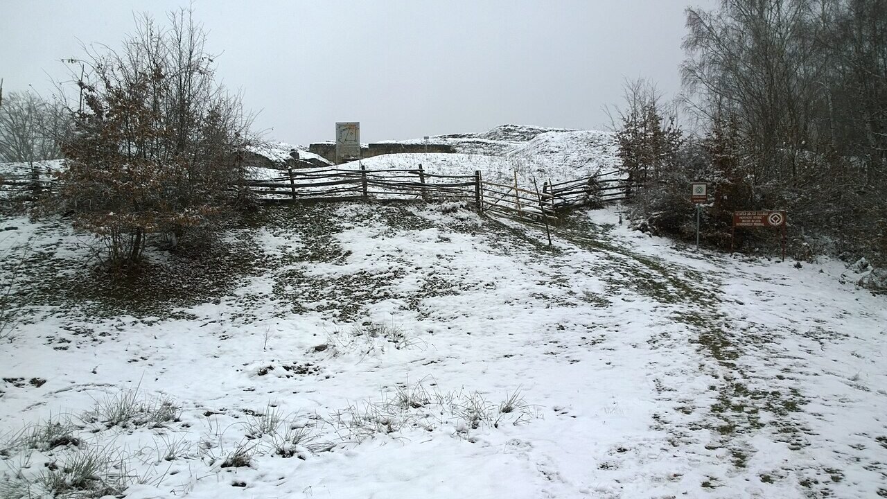 Ziduri de piatră ale fortificației dacice de la Costești-Blidaru