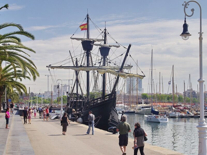 Replica navei Victoria, singura corabie a expediției lui Magellan care s-a întors în Spania