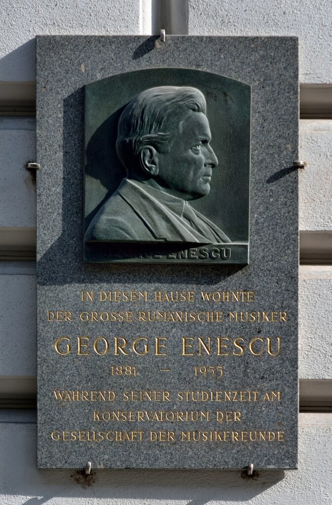 Placă memorială dedicată lui George Enescu la Viena