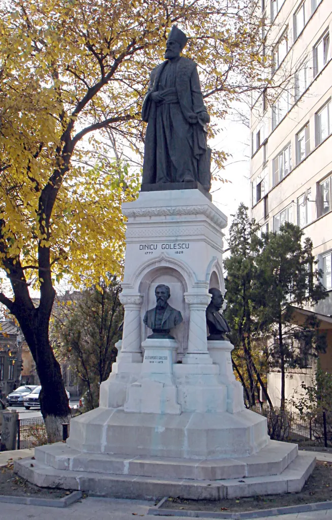 Monumentul lui Dinicu Golescu din București