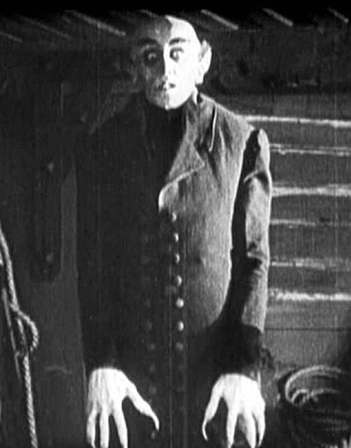 Max Schreck în rolul contelui Orlok, cadru din filmul mut Nosferatu, o simfonie a groazei, din 1922